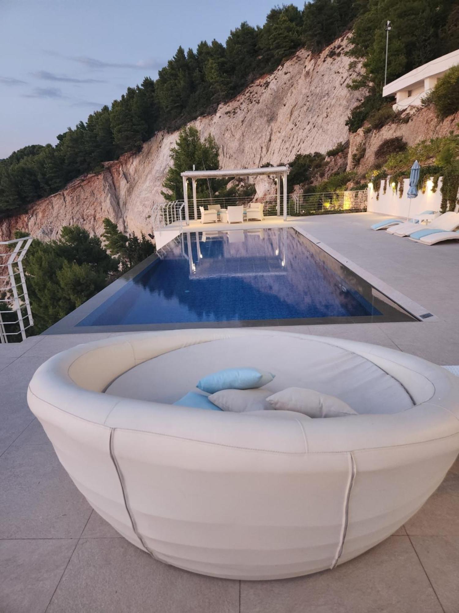 Okeanos Luxury Villas - Resort Αθάνι Εξωτερικό φωτογραφία